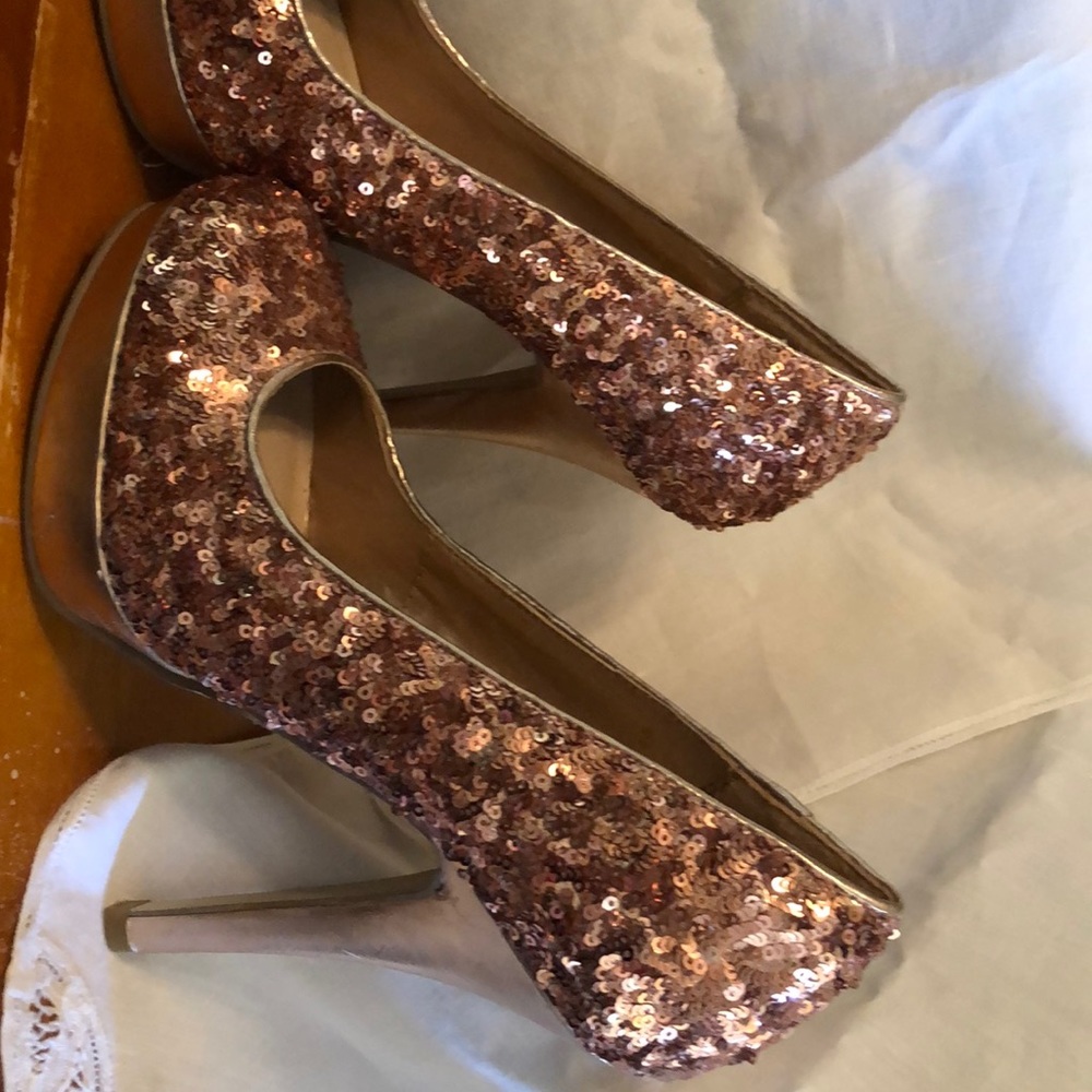 SEQUINED STILETOS